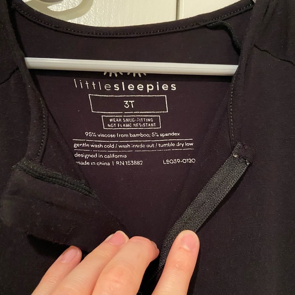 Little Zippies like new black zippy 3T - Picture 4 of 5